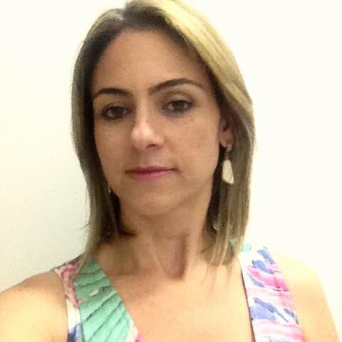 Caroline Ferreira Cunha Santos